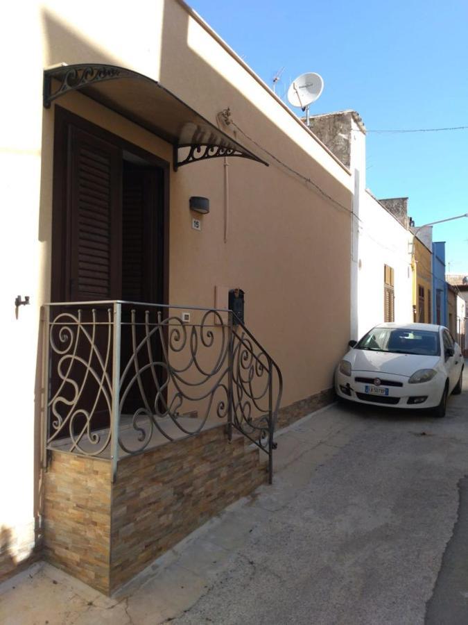 卡斯泰拉马莱Casa Le Nereidi公寓 外观 照片